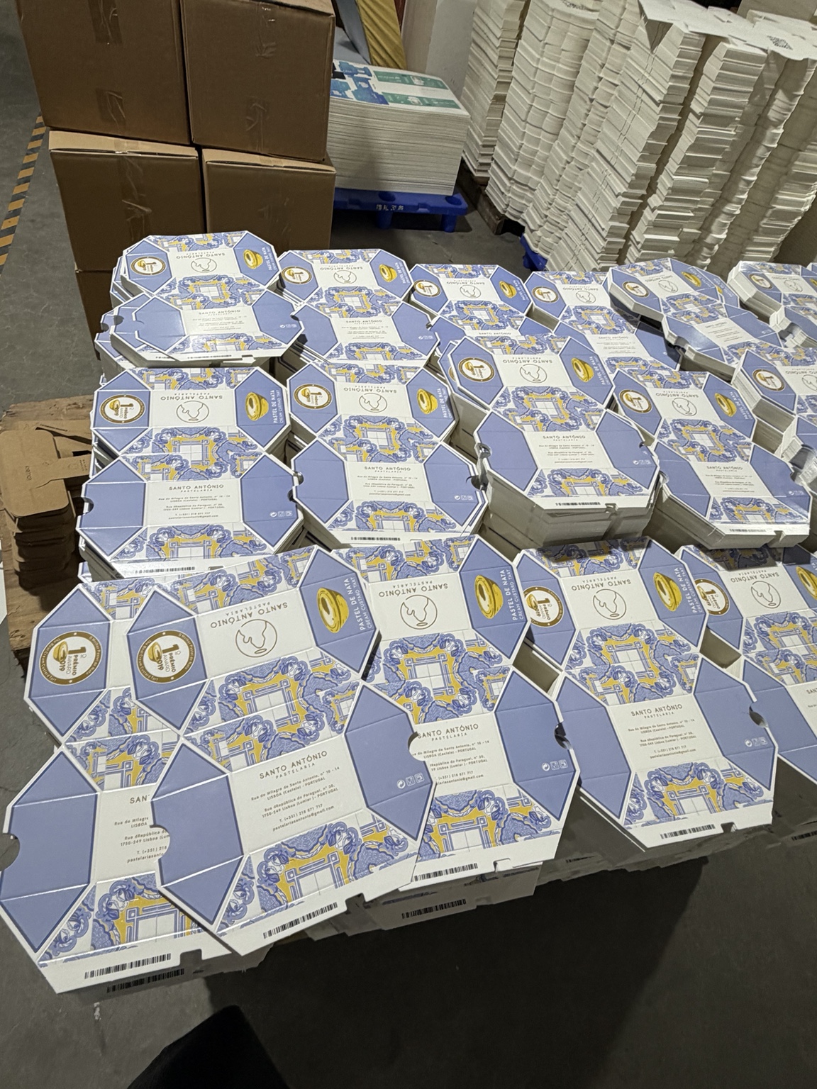 Die-cut packaging