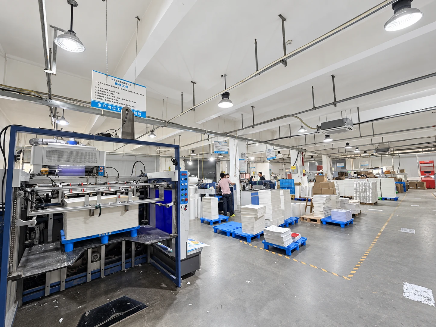 Packaging manufacturing floor in Longgang, Wenzhou